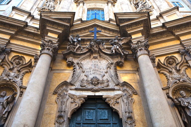 Celebrations Begin: Opening the Holy Door