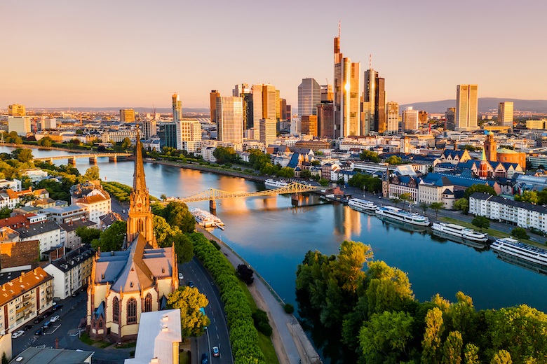 Züge nach Frankfurt (Main)