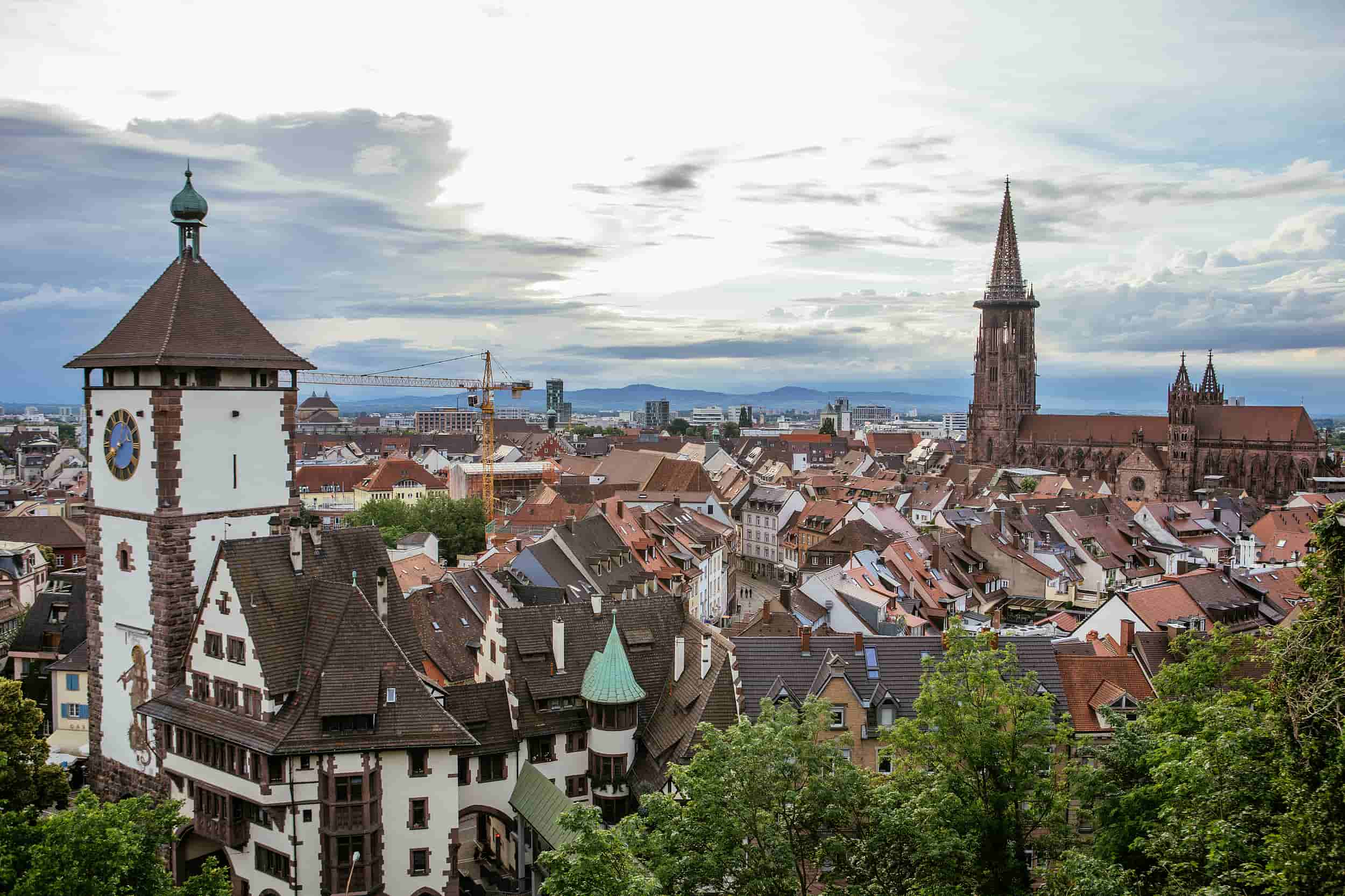 Gare principale de Freiburg (Breisgau)