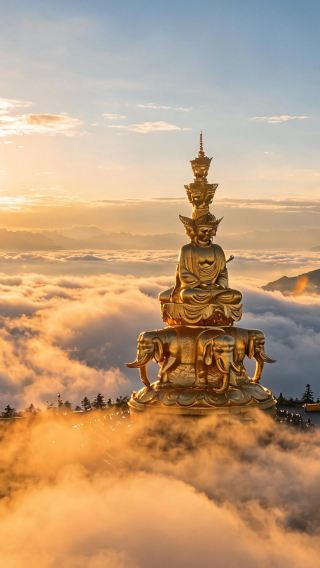 7泊8日 • 成都 ＋ 九寨溝 ＋ 黄龍風景区 ＋ 峨眉山 ＋ 楽山
