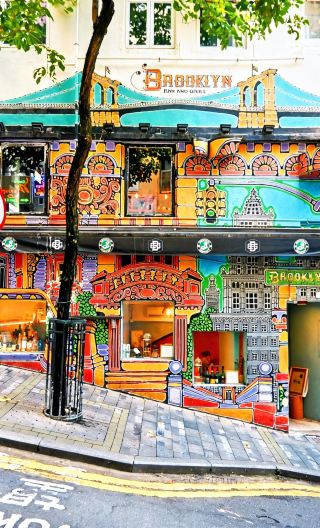 2D1N • Peak Tram & Avenue of Stars & Victoria Harbour & The Venetian Resort & Tai Kwun, Central & Man Mo Temple, Central