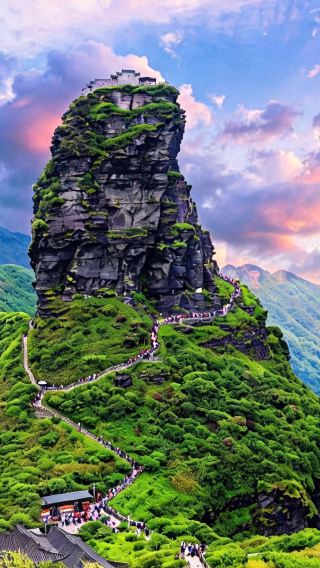 7D6N • Guizhou Guiyang + Libo + Xijiang Qianhu Miao Village + Zhenyuan + Huangguoshu Waterfall + Fanjing Mountain