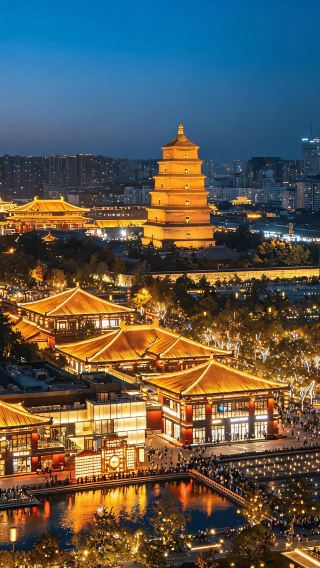 9D8N • Private Exclusive Tour & No Stranger Sharing & Custom Itinerary & Hukou Waterfall of the Yellow River + Mount Hua + Ganquan Canyon + Terracotta Warriors DIY Experience