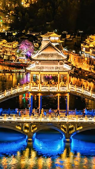 5D4N • Zhangjiajie National Forest Park + Zhangjiajie Grand Canyon + Baofeng Lake + Tianmen Mountain National Forest Park + Fenghuang Ancient Town