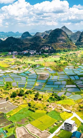 3日2晚 • 「小費全包」廣西桂林＋陽朔＋漓江＋仟裏江山圖＋全江四星船雙人竹筏＋銀子岩·限時6人團·2晚5鑽豪華酒店