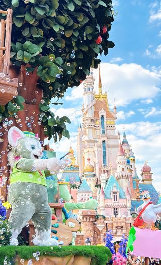 4D3N • Exquisite Hong Kong and Macau small group tour: pure sightseeing discovery of Disneyland, the Ruins of Saint Paul's, and a handmade almond cake experience