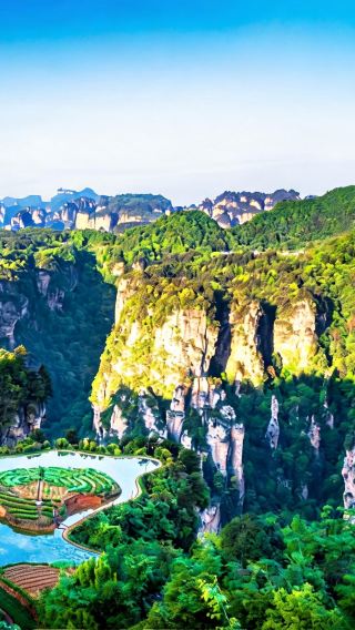 6D5N • Changsha + Orange Island + Tianmen Mountain National Forest Park + Zhangjiajie National Forest Park + Fenghuang Ancient Town + Furong Town