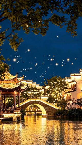 7天6晚 • 黃山「世界文化與自然雙重遺產」＋徽派古村「宏村·西遞·南屏·守拙園」＋婺源篁嶺「以曬秋聞名」＋ 婺女洲度假區「非遺演出」
