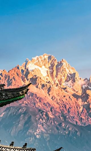 8D7N • The best of Yunnan & premium small group of 8 for international travelers with an English-speaking guide: Erhai Lake, Lijiang, Yulong Snow Mountain & Shangri-La