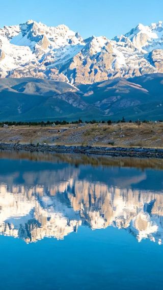 5D4N • Dali & Lijiang adventure: Yulong Snow Mountain + Santorini Dream Land + Cangshan Mountain Gantong Ropeway: tie-dye & complimentary one-way Snow Mountain train ride