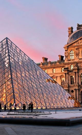 9D8N • Paris, France - Nice - Marseille: Louvre - Seine River cruise - Palace of Versailles - Musée d'Orsay - Disneyland Paris - Île d'If - Château d'If