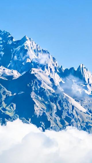 8D7N • Upgraded round-trip train, Dali 2-night stay, Erhai cruise & photoshoot, Kunming, Dali City, Lijiang, Shangri-La, Yulong Snow Mountain