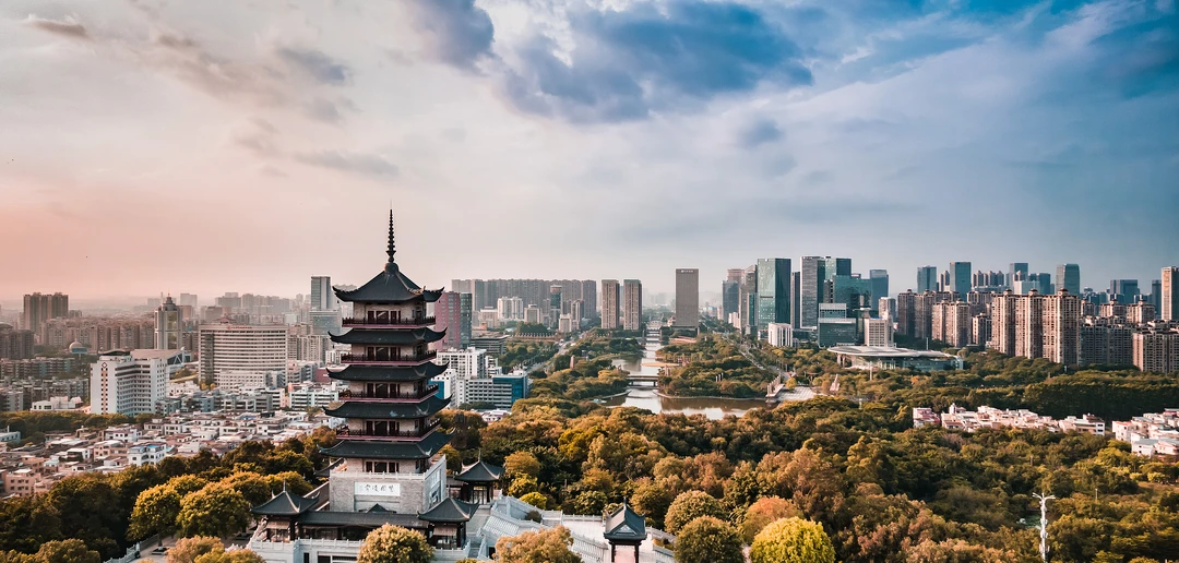 <h1>順德旅遊諮詢服務中心附近住宿飯店推薦</h1>