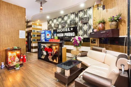 Le Ngan Phung Hotel Общественные зоны Photos