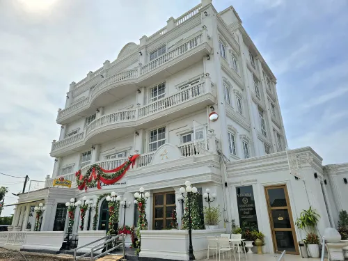 Ali Grand Hotel Da non perdere Photos