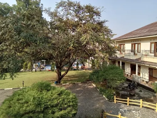 Resort Prima Cipayung Kamar Photos