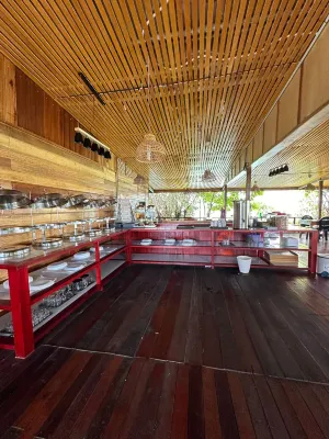 Nusakuya Resort Dining Photos