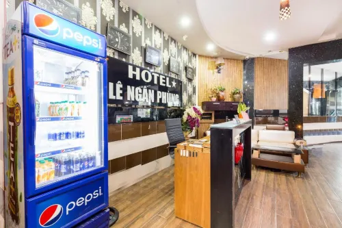 Le Ngan Phung Hotel Общественные зоны Photos