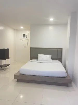 HOTEL THE MIR Chambres Photos