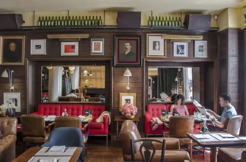 Brown's Downtown Hotel تناول الطعام Photos