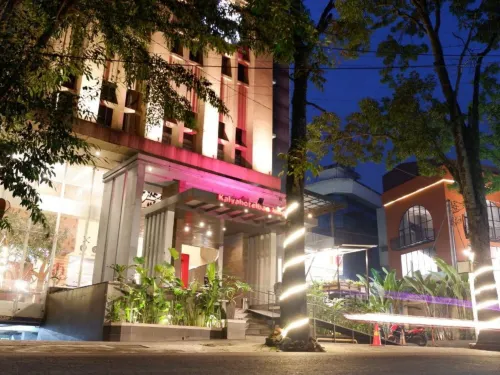 Kalya Hotel Bandung Dago Eksterior Photos