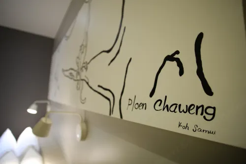 Ploen Chaweng by Tolani Camere Photos