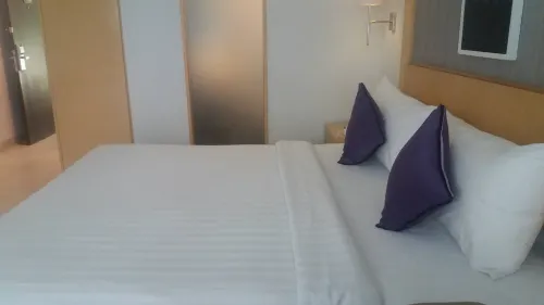 Quest Hotel Kuta Bali  by Aston Номера Photos