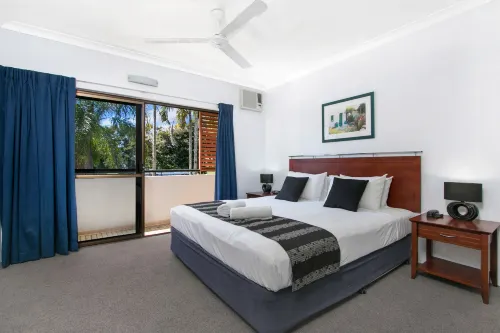 Cairns City Palms Rooms Photos