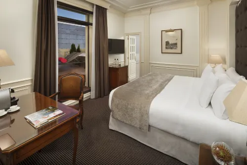 Hotel Fenix Gran Meliá - The Leading Hotels of the World Huoneet Photos