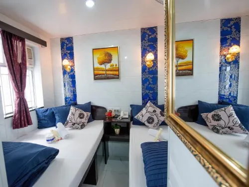 V Inn Kamar Photos