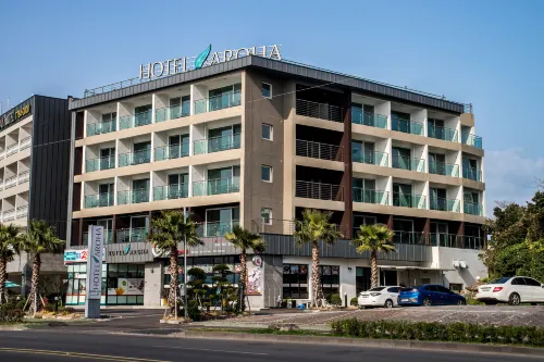 Hotel Aroha Extérieur Photos