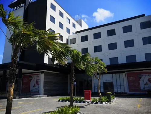 Hotel Neo+ Waru - Sidoarjo Area Publik Photos