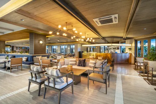 SYN Boutique Hotel Dining Photos