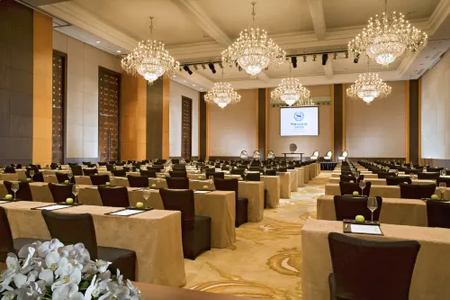 Sheraton Huizhou Beach Resort Business Facilities Photos