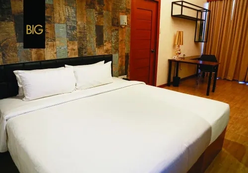 Big Hotel Phòng Photos
