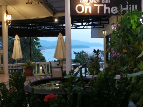 On the Hill Karon Resort Общественные зоны Photos