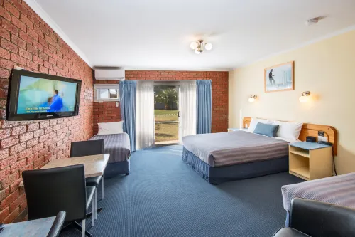 Torquay Tropicana Motel Featured Photos