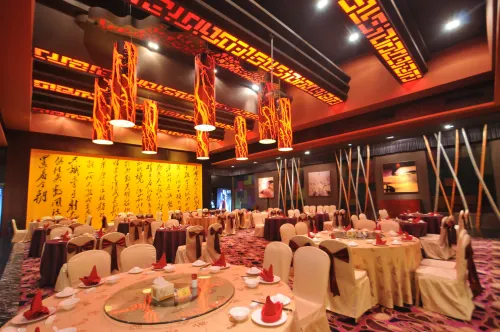 Guangzhou Baiyun International Convention Center Restauration Photos