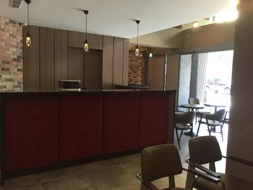 Just Live Inn Restauration Photos