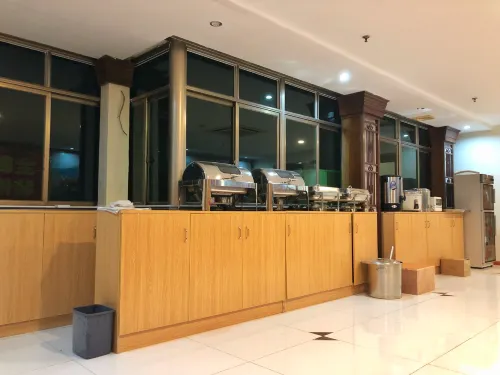 Haitao Hotel (Zhaoqing Seven Star Rock Archway Scenic Spot) Dining Photos