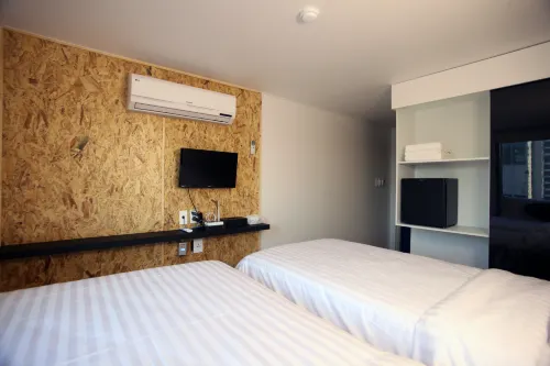 KSTAR METRO Hotel Featured Photos