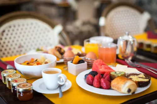 Hotel le Grimaldi by Happyculture Spisning Photos