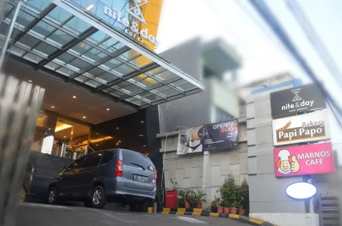 World Hotel Jakarta - Bandengan Außen Photos