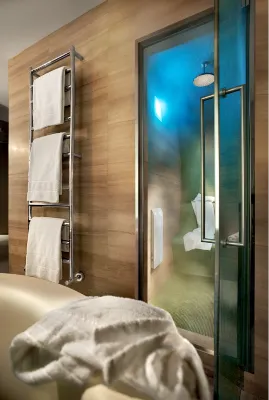 Hotel Cavour Zimmer Photos