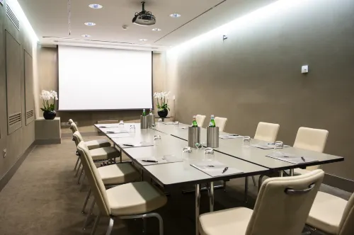 Rosa Grand Milano Business Photos