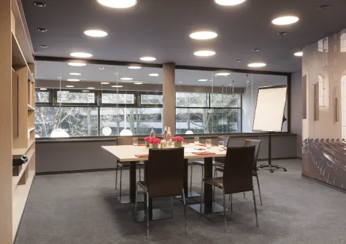 Living Hotel Frankfurt Spisning Photos
