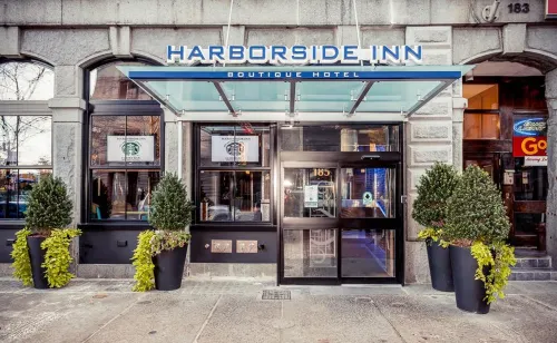 Harborside Inn Featured Photos