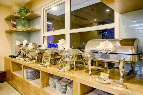 Nhat Minh Hotel and Apartment Restauration Photos