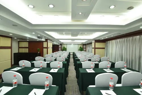 Golden Inns (Beijing South Railway Station) Business Facilities Photos