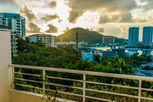 Guesthouse International Hotel Sanya Рядом с отелем Photos